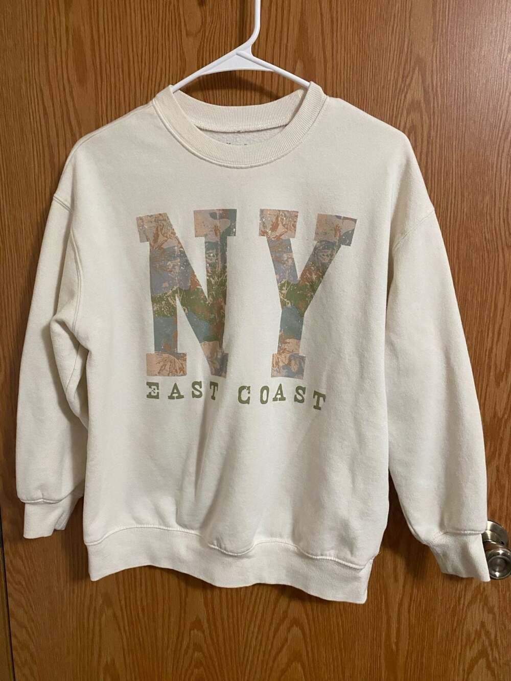 Rebellious One NY East Coast Sweatshirt Size S Cream Camo Print